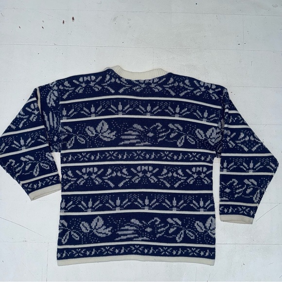 CICELY Sweaters - Vintage Elegant Navy and Cream Patterned Crewneck Sweater Retro 80s 90s
